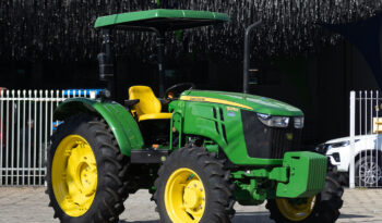 Trator John Deere 5078 E – Ano: 2023 – 4 x4