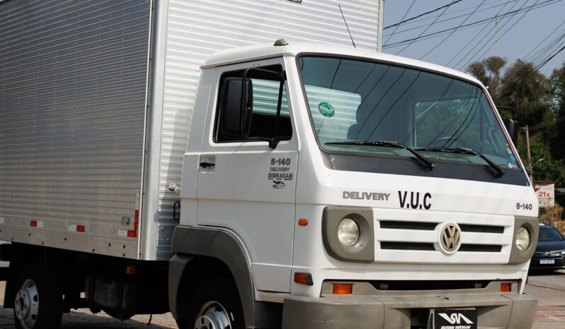 VW 5-140 Delivery – Ano: 2008 – Baú VUC cheio