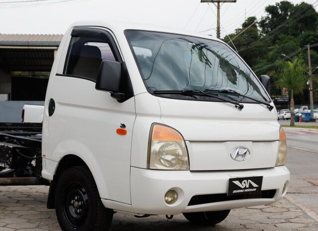 HYUNDAI HR 2.5 TCI HD LONGO SEM CAÇAMBA 4X2 8V 97CV TURBO INTERCOOLER DIESEL 2P MANUAL – 2009 cheio