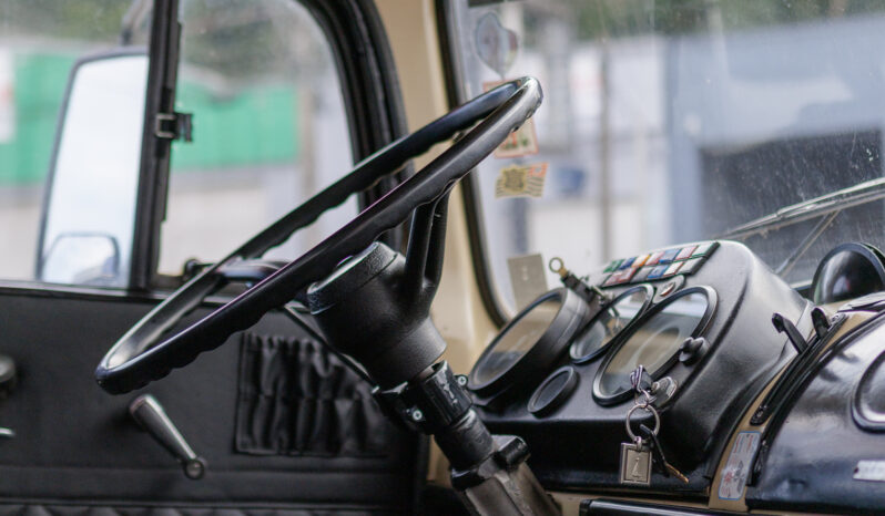 Mercedes-Benz 1513 – Ano: 1981 – RARIDADE cheio