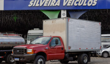 Ford F-4000 – Ano: 2000 – Baú