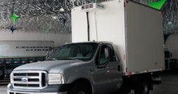 Ford F-350 – Ano: 2017 – Baú