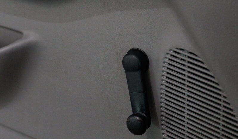 Ford F-350 – Ano: 2017 – Baú cheio