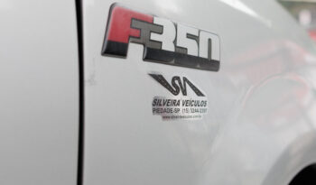Ford F-350 – Ano: 2017 – Baú cheio