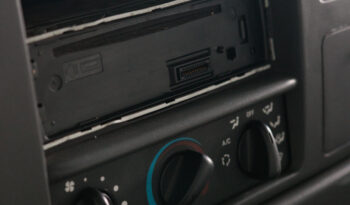 Ford F-350 – Ano: 2017 – Baú cheio