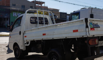 Hyundai HR 2.5 hdb – Ano: 2009 – Carroceria cheio