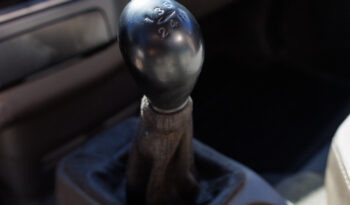 Hyundai HR 2.5 hdb – Ano: 2009 – Carroceria cheio