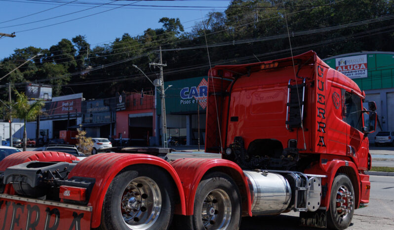 Scania P-360 – Ano: 2014 – 6 x 2 cheio