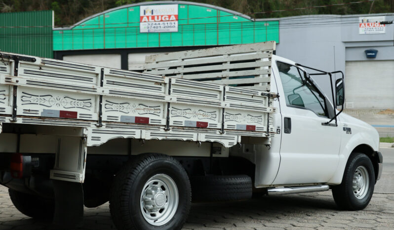 Ford F-350 – Ano: 2011 – Carroceria cheio