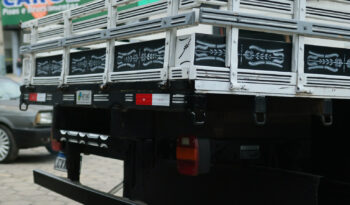 Ford F-350 – Ano: 2002 – Carroceria cheio