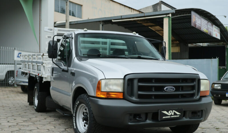 Ford F-350 – Ano: 2002 – Carroceria cheio