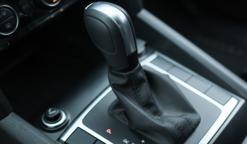 VW Amarok High-Line V6 – Ano: 2025 – Baixo Km cheio