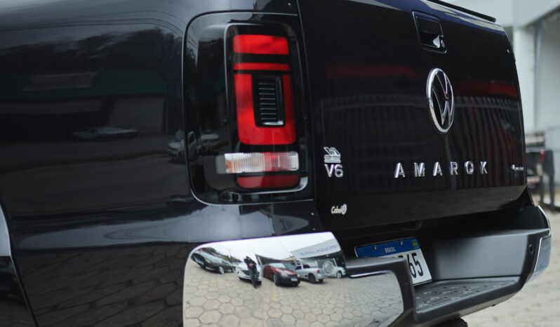 VW Amarok High-Line V6 – Ano: 2025 – Baixo Km cheio