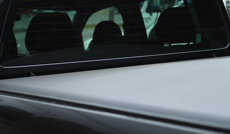 VW Amarok High-Line V6 – Ano: 2025 – Baixo Km cheio