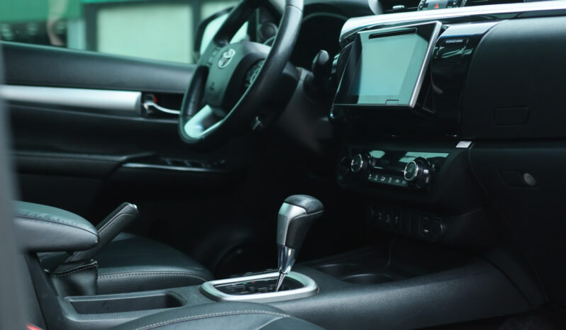 Toyota Hilux SRX – Cabine Dupla – Ano: 2017 cheio