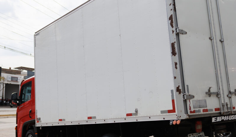 VW Delivery Express – Ano: 2020 – Baú cheio