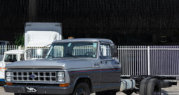 Ford F-4000 – Ano: 1987 – No Chassi