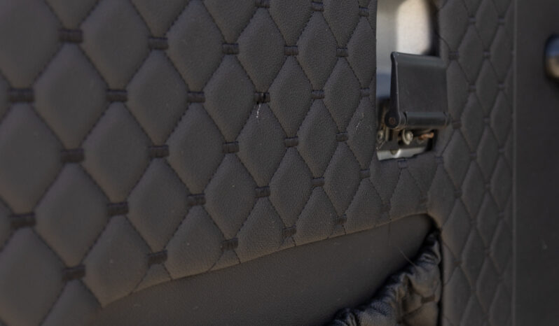 Ford F-4000 – Ano: 1987 – No Chassi cheio