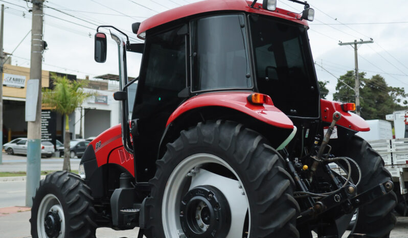 Trator Case Farmall 80 – Ano: 2022 -Cabinado 4 x 4 cheio