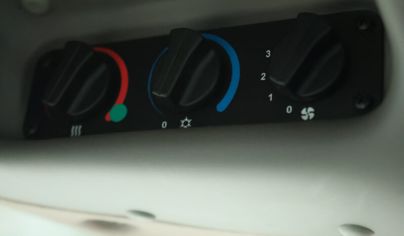 Trator Case Farmall 80 – Ano: 2022 -Cabinado 4 x 4 cheio