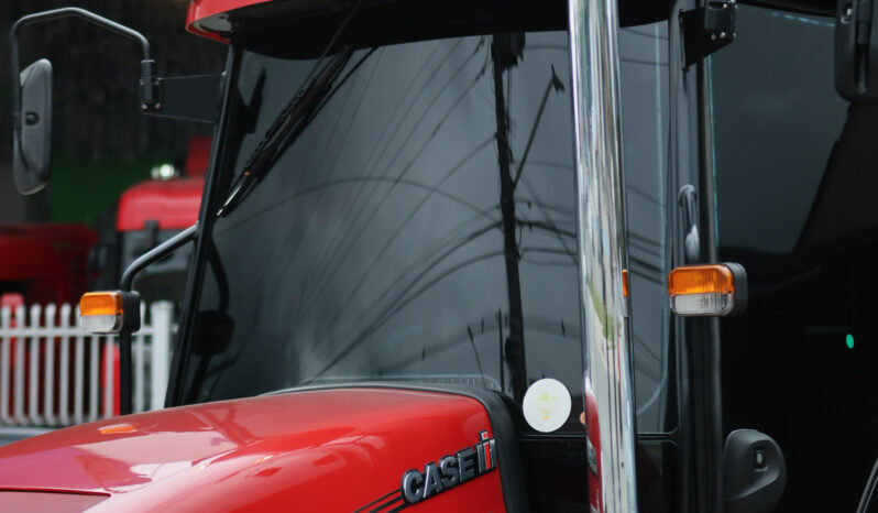 Trator Case Farmall 80 – Ano: 2022 -Cabinado 4 x 4 cheio