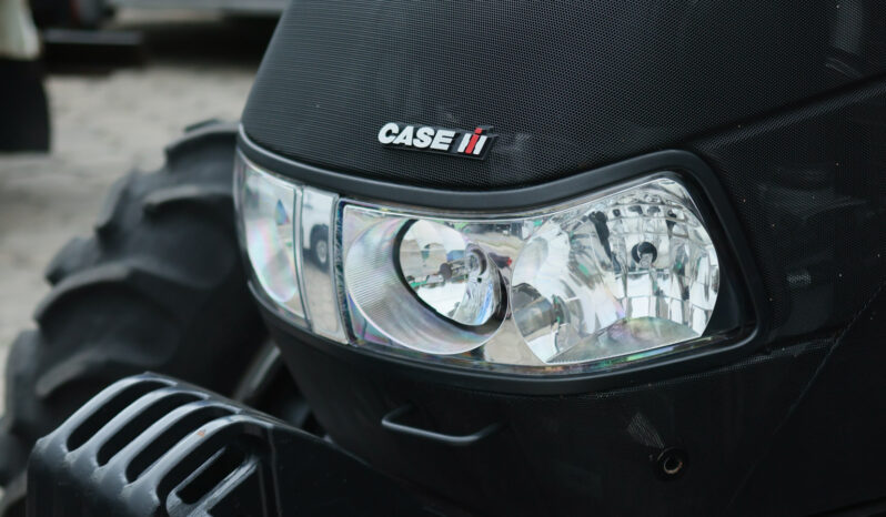 Trator Case Farmall 80 – Ano: 2022 -Cabinado 4 x 4 cheio