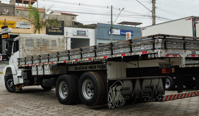 Mercedes-Benz Atron 2324 – Ano; 2016 – Carroceira cheio