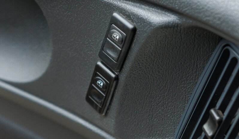 Mercedes-Benz Atron 2324 – Ano; 2016 – Carroceira cheio