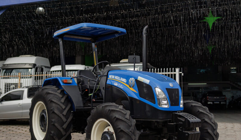 Trator New Holland TL 5.80 – Ano: 2019 – 4 x 4 cheio
