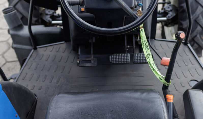 Trator New Holland TL 5.80 – Ano: 2019 – 4 x 4 cheio