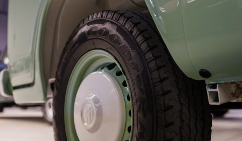 VW Kombi – Ano: 1996 – Raridade cheio