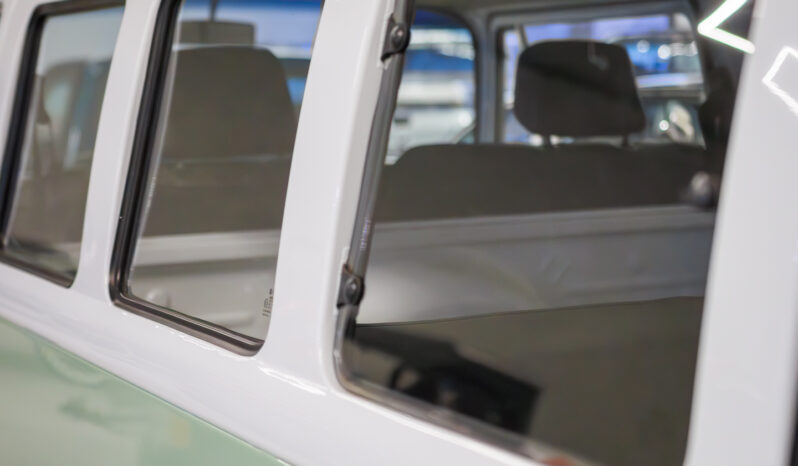 VW Kombi – Ano: 1996 – Raridade cheio