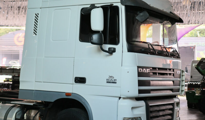 DAF XF 105460 A – Ano: 2018 – 6 x 2 cheio