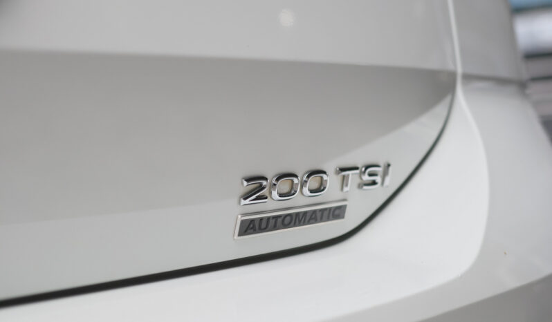 VW T-Cross Confortline TSI 200 cheio