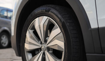 VW T-Cross Confortline TSI 200 cheio