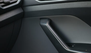 VW T-Cross Confortline TSI 200 cheio