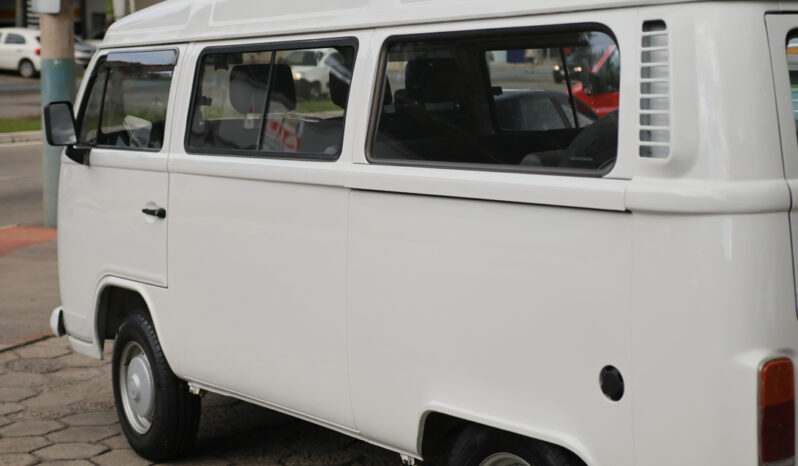 VW Kombi 1.4 – Ano: 2012 – Flex cheio