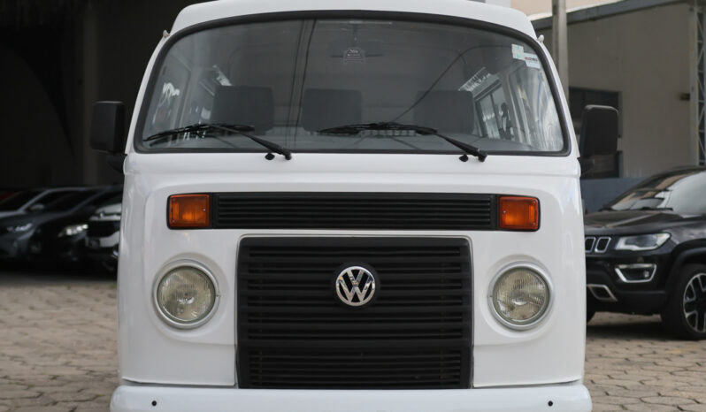 VW Kombi 1.4 – Ano: 2012 – Flex cheio