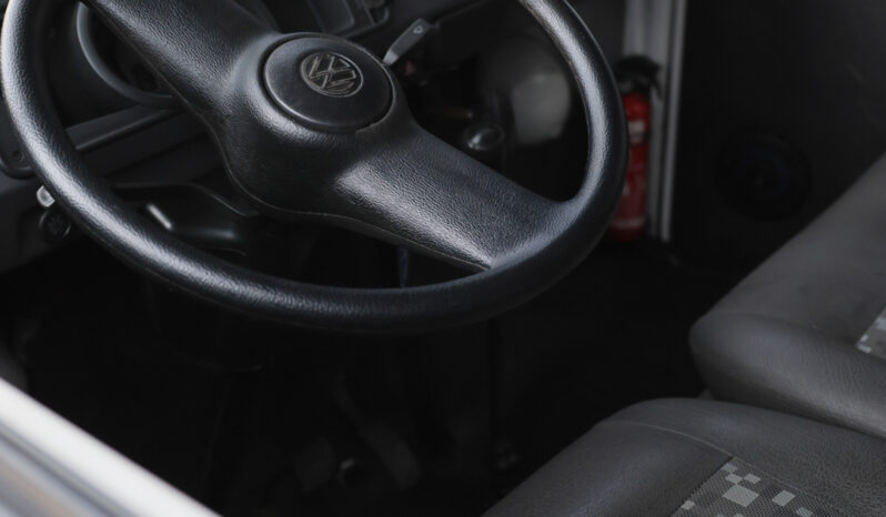 VW Kombi 1.4 – Ano: 2012 – Flex cheio