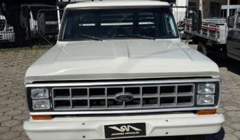 Ford F-4000 – Ano: 1990 – Carroceria cheio