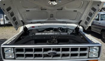 Ford F-4000 – Ano: 1990 – Carroceria cheio