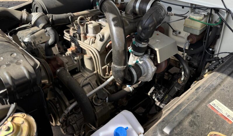 Ford F-4000 – Ano: 1990 – Carroceria cheio