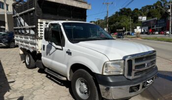 Ford F-350 – Ano: 2011 – Carroceria cheio