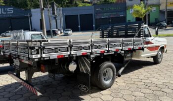 Ford F-4000 – Ano: 1990 – Carroceria cheio