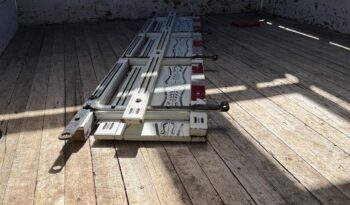 Ford F-350 – Ano: 2011 – Carroceria cheio