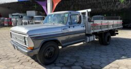 Ford F-4000 – Ano: 1987 – Carroceria