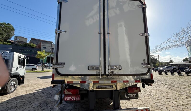 Scania P-310 Bi-truck – Ano: 2014 – Baú Refrigerado cheio