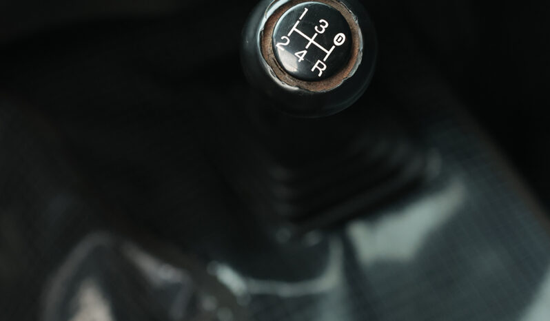 Ford F-4000 – Ano: 2002 – Carroceria cheio