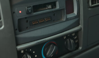 Ford F-4000 – Ano: 2002 – Carroceria cheio