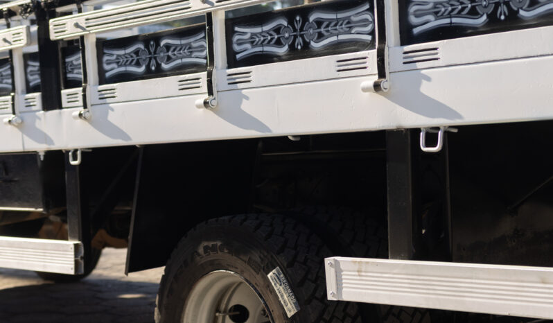 Ford Cargo 816 – Ano: 2015 – Carroceria cheio
